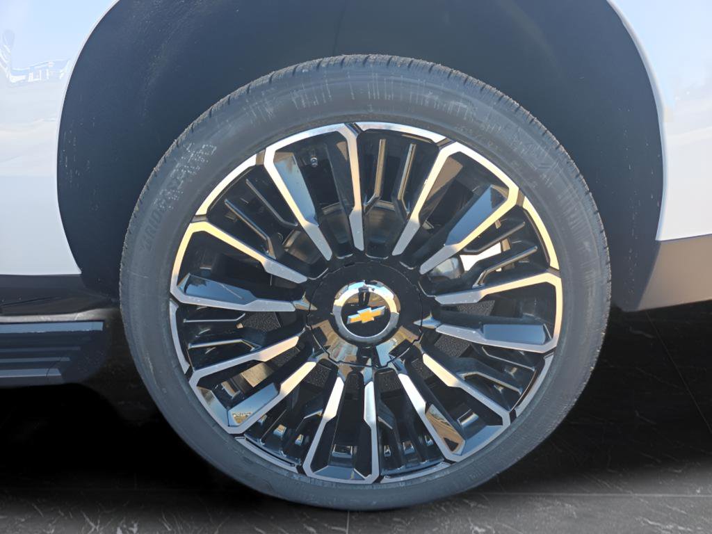 New 2026 Chevrolet Suburban High Country AWD/4WD image 33