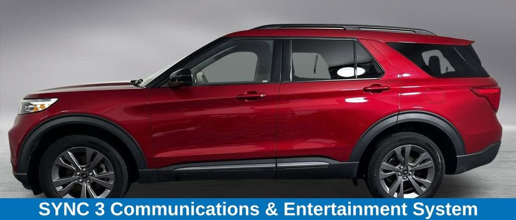 Used 2023 Ford Explorer XLT w/ Equipment Group 202A image 6