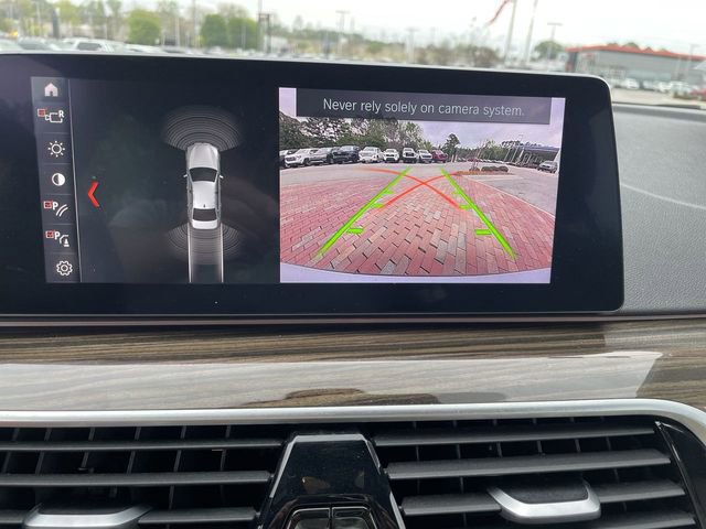 Used 2019 BMW 530i w/ Convenience Package RWD image 17