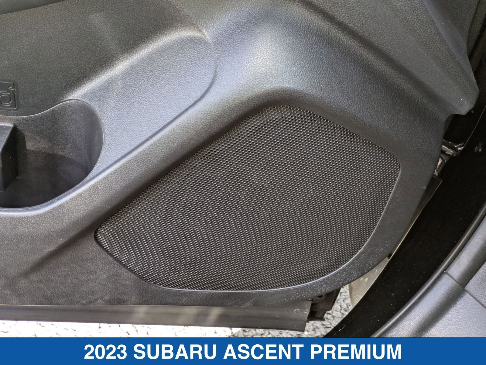 Certified 2023 Subaru Ascent Premium w/ Convenience Package image 14