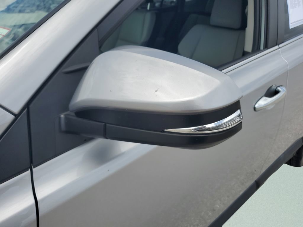 Used 2017 Toyota RAV4 Limited FWD image 28