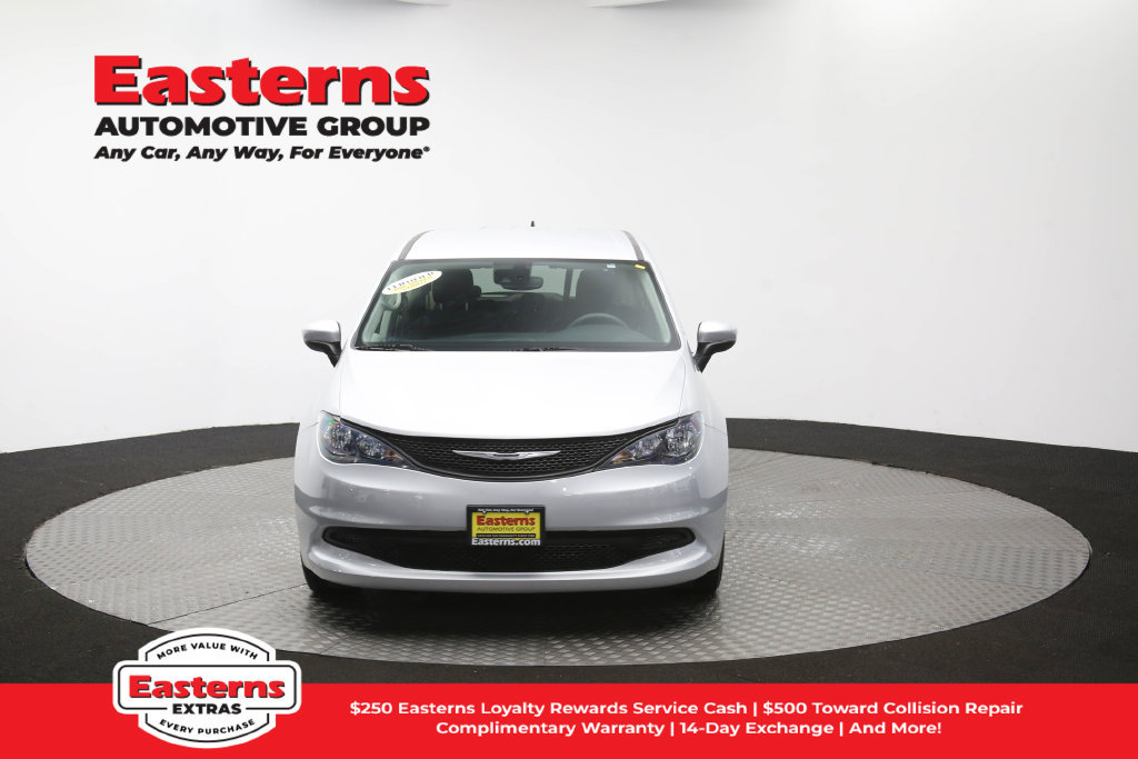 Used 2023 Chrysler Voyager LX FWD image 55