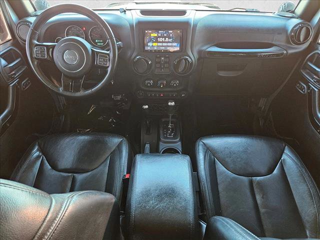 Used 2015 Jeep Wrangler Unlimited Sahara image 15