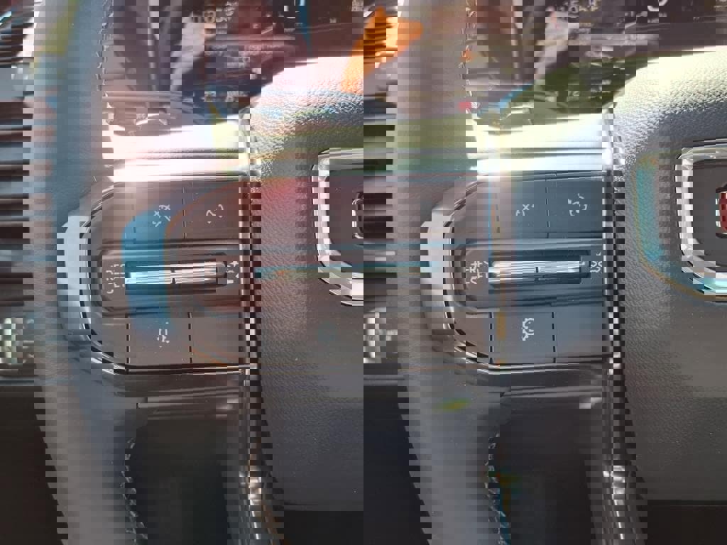 New 2025 GMC Acadia AT4 w/ LPO, All-Weather Package image 15