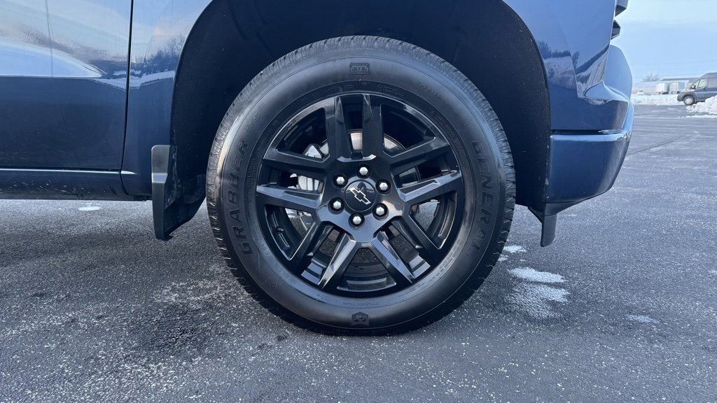 Used 2022 Chevrolet Silverado 1500 Custom image 33