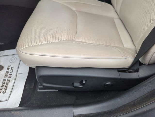 Used 2019 Chrysler 300 Limited image 31