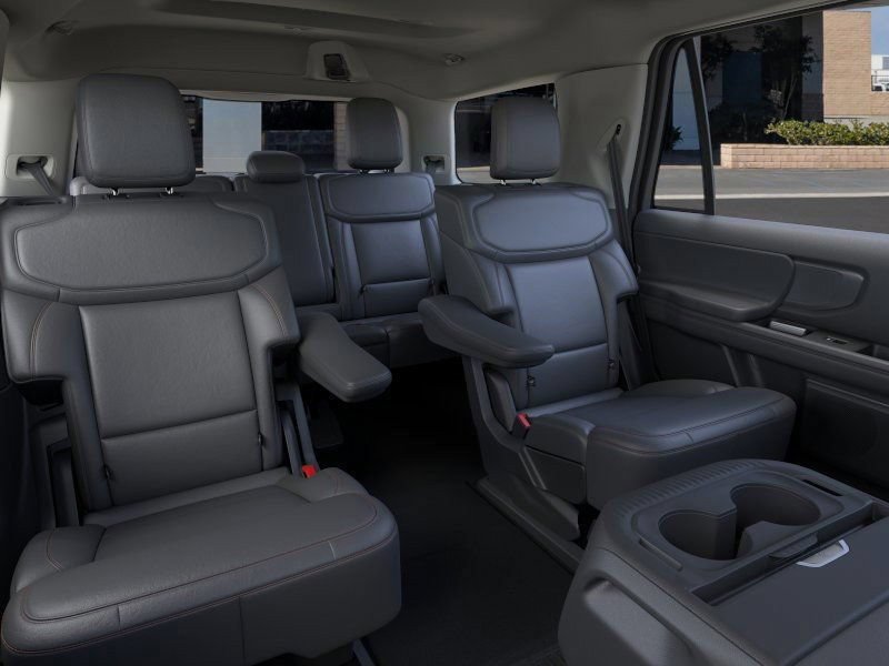 New 2026 Ford Expedition Active AWD/4WD image 11