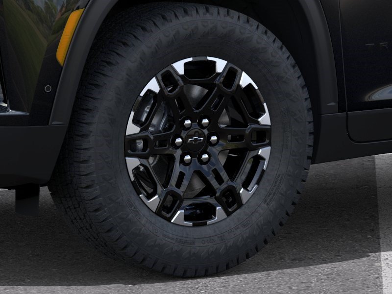 New 2027 Chevrolet Traverse Z71 w/ Enhanced Driving Package AWD/4WD image 11