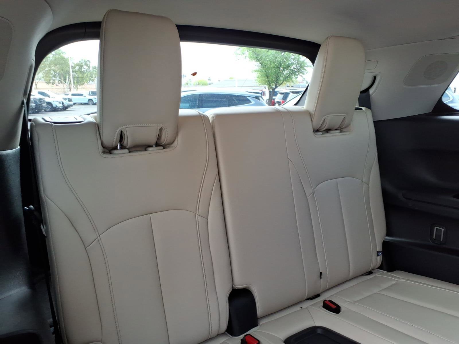 Used 2025 INFINITI QX60 Luxe w/ Cargo Package image 15