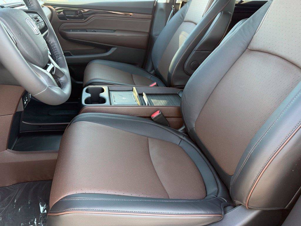 New 2027 Honda Odyssey Elite image 14