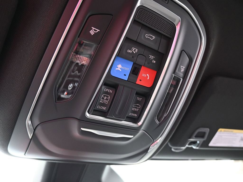 New 2025 Jeep Grand Cherokee Altitude image 20