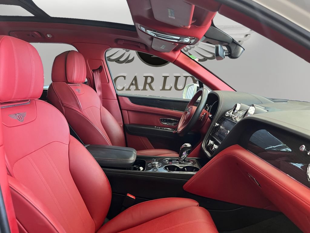 Used 2020 Bentley Bentayga AWD/4WD image 15