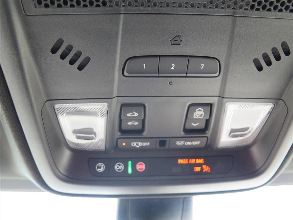New 2026 Cadillac XT5 Premium Luxury w/ LPO, ONYX Package FWD image 21