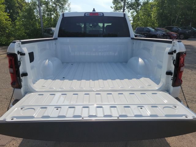 New 2026 RAM 1500 Big Horn AWD/4WD image 9