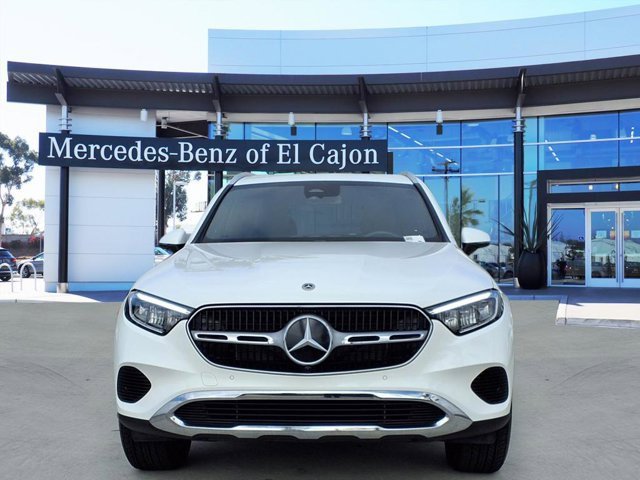 Certified 2025 Mercedes-Benz GLC 300 image 2