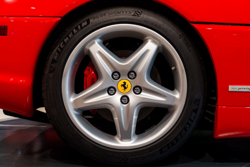 Used 1999 Ferrari F355 Spider RWD image 16