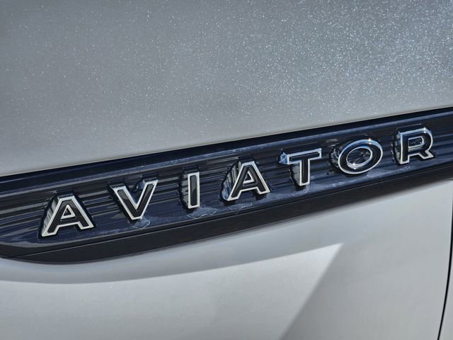 New 2026 Lincoln Aviator Black Label w/ Jet Appearance Package image 17