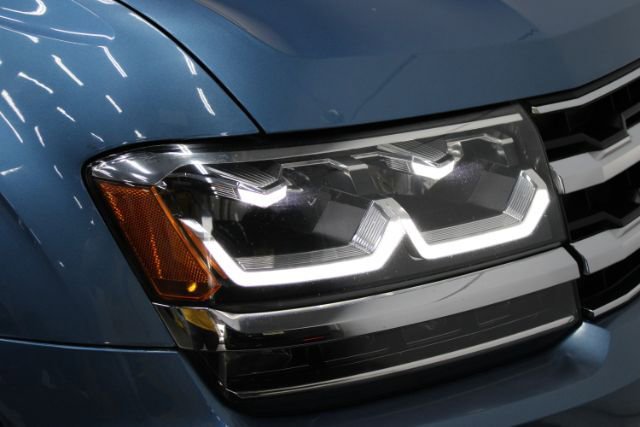 Used 2019 Volkswagen Atlas SE w/ Towing Package FWD image 7