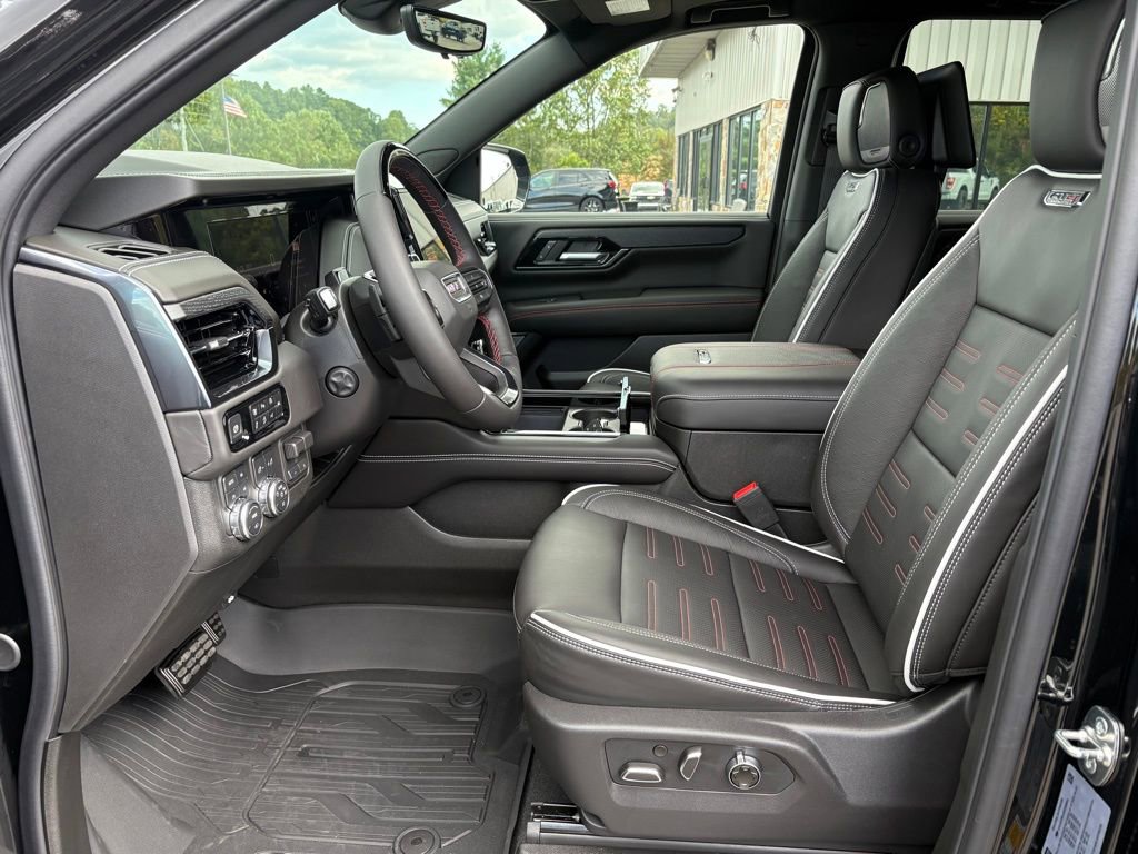 New 2025 GMC Yukon AT4 Ultimate w/ LPO, Floor Liner Package image 3