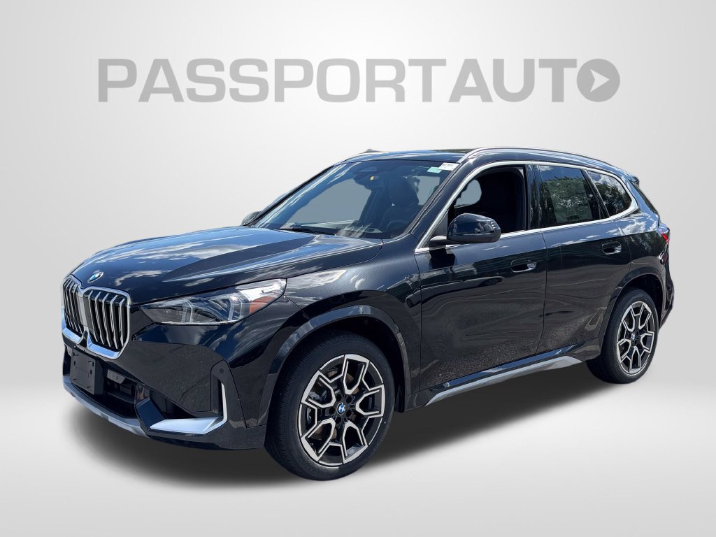 New 2026 BMW X1 xDrive28i w/ Technology Package AWD/4WD image 1
