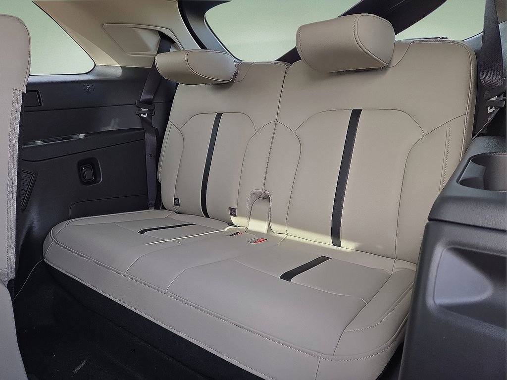 New 2026 MAZDA CX-90 Plug-In Hybrid w/ Preferred image 15