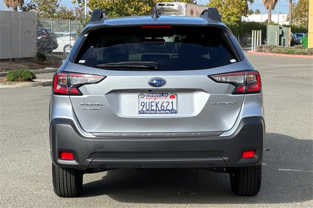 Used 2025 Subaru Outback Premium w/ Popular Package #1A image 5