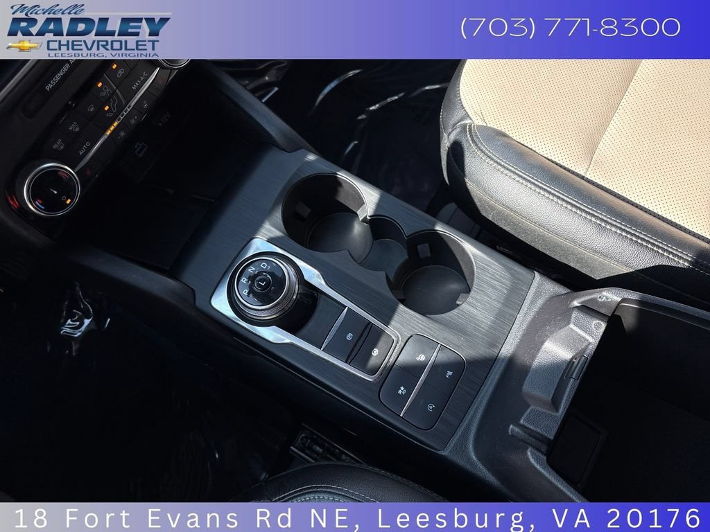 Used 2022 Ford Escape Titanium w/ Titanium Elite Package AWD/4WD image 21