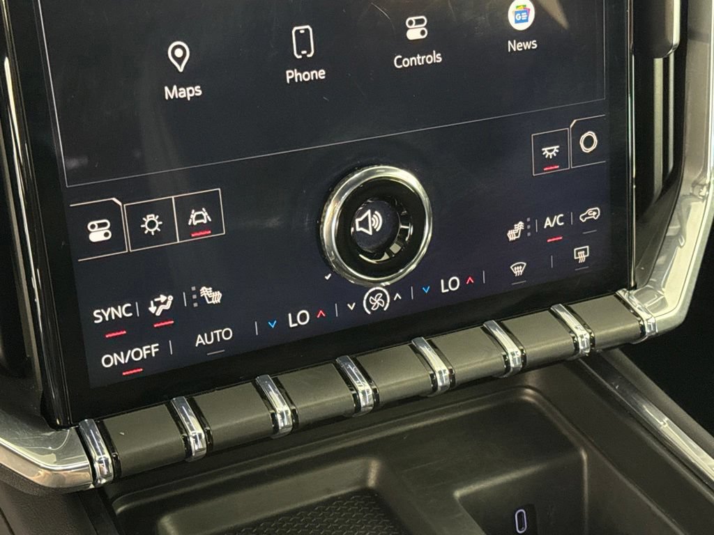 Certified 2026 GMC Acadia Elevation w/ Elevation Premium Package AWD/4WD image 28