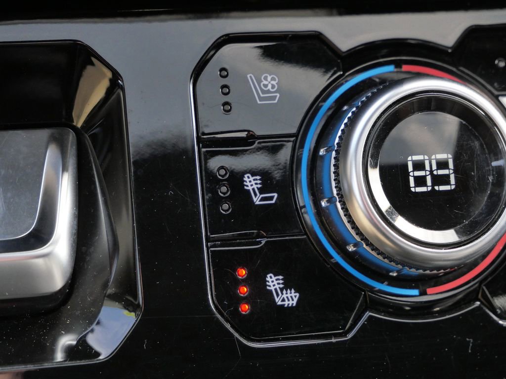 Used 2022 GMC Sierra 1500 AT4 w/ AT4 Premium Package image 44