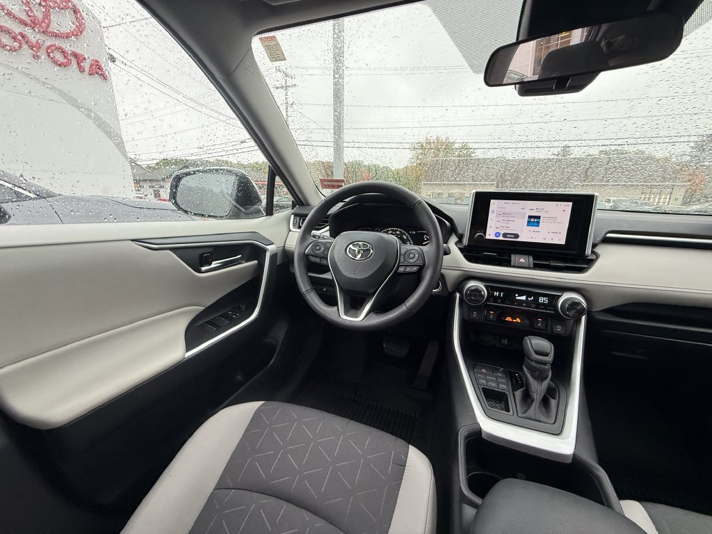 Certified 2025 Toyota RAV4 XLE w/ Convenience Package AWD/4WD image 14