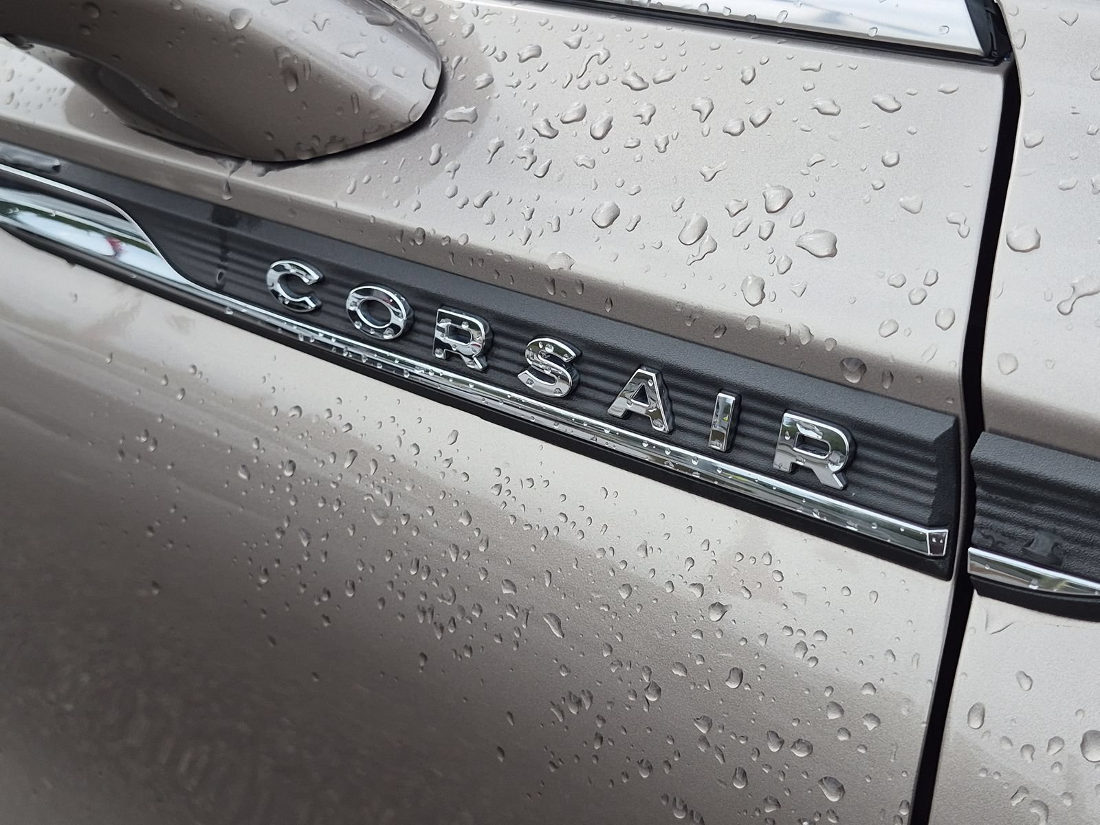 Used 2021 Lincoln Corsair AWD image 14