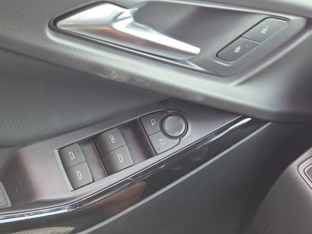 New 2027 Chevrolet Equinox LT w/ Convenience Package II FWD image 25