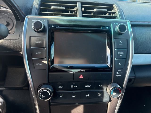 Used 2017 Toyota Camry SE image 23