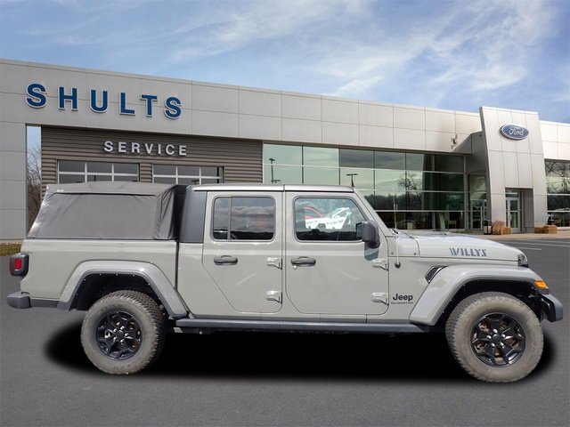 Used 2022 Jeep Gladiator Willys image 4