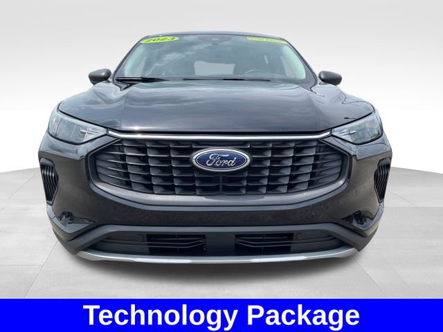 Used 2023 Ford Escape Active w/ Tech Pack #1 AWD/4WD image 8