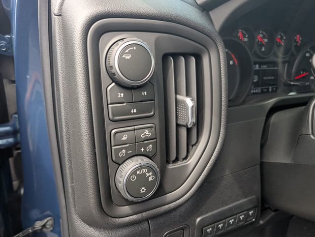 New 2026 Chevrolet Silverado 2500 Custom w/ Custom Value Package AWD/4WD image 17