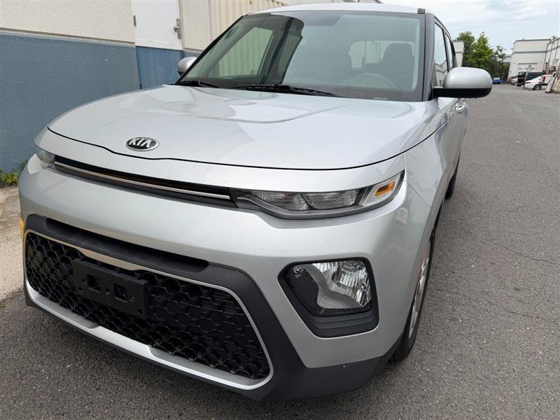 Used 2020 Kia Soul S FWD image 19