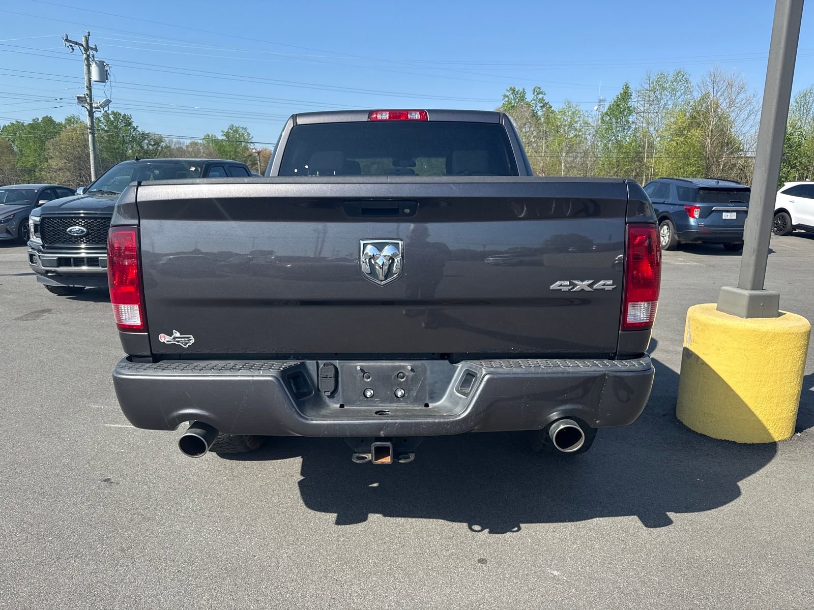 Used 2017 RAM 1500 Express image 6
