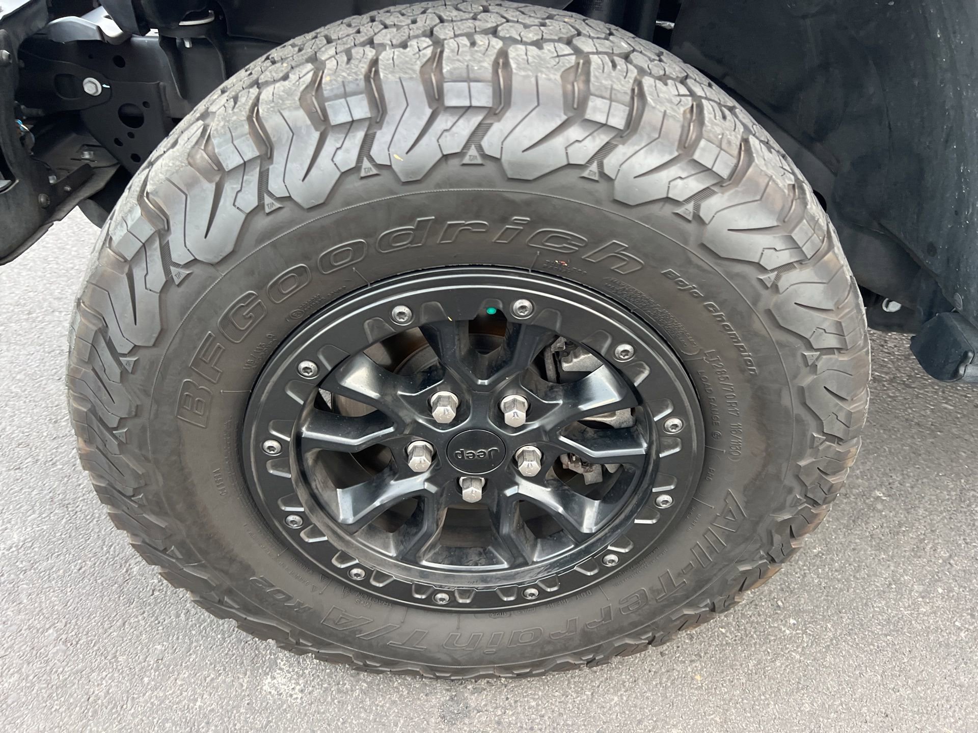 Used 2023 Jeep Wrangler Unlimited Rubicon 4xe image 14