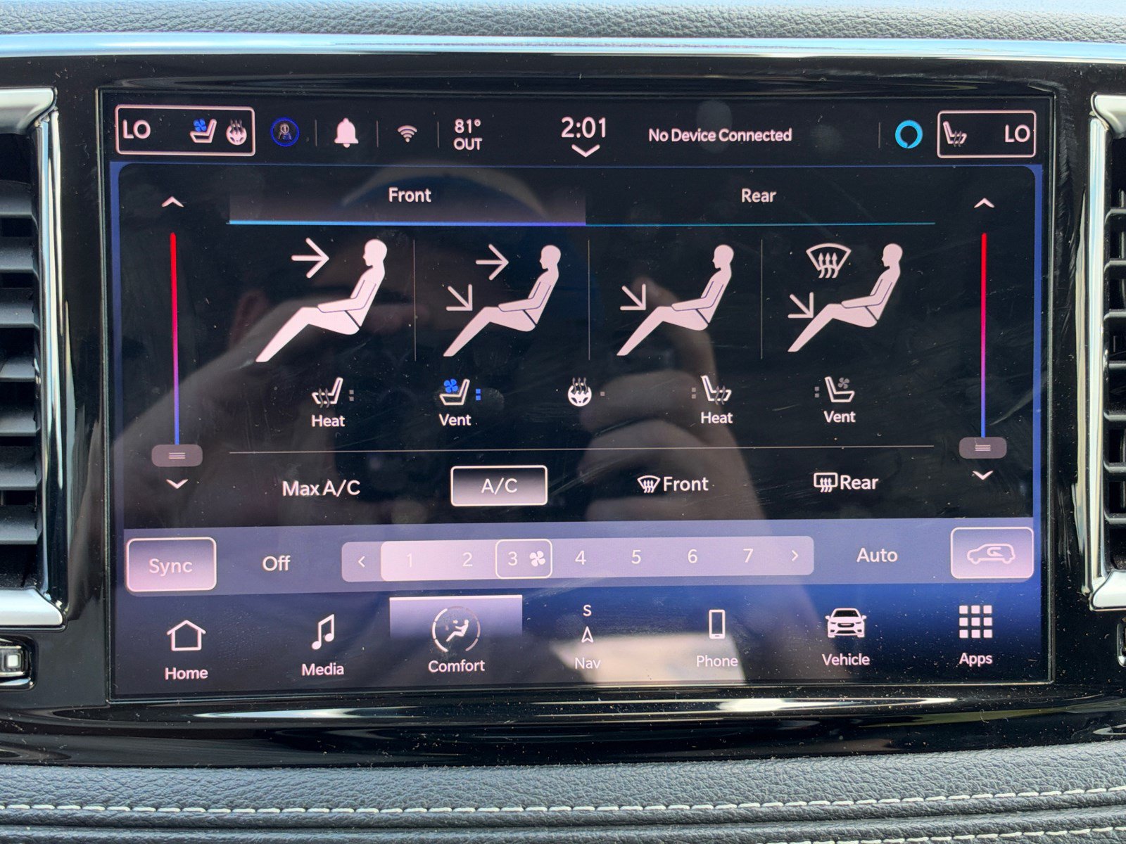 Used 2023 Chrysler Pacifica Limited FWD image 29