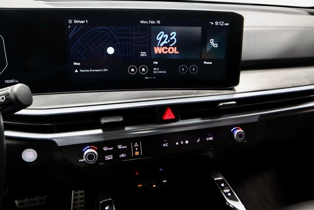 Used 2024 Kia Sorento SX image 36