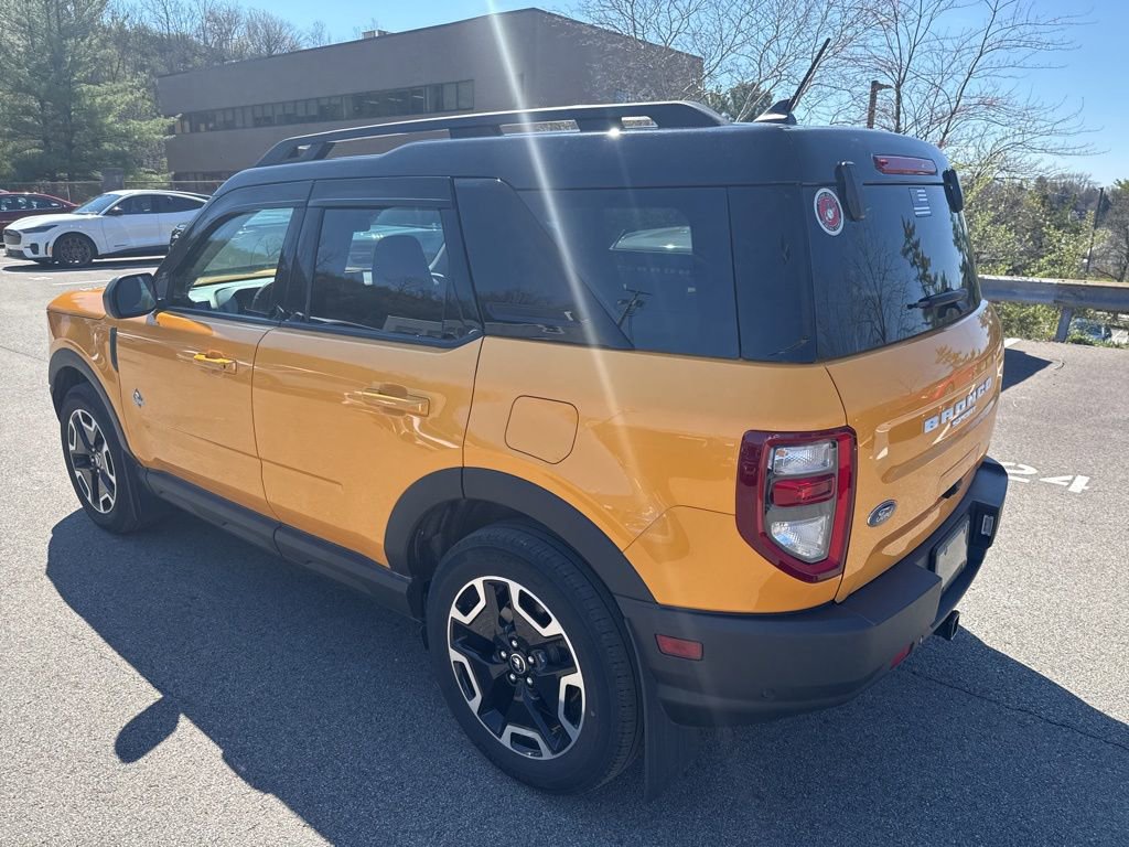 Used 2023 Ford Bronco Sport Outer Banks w/ Tech Package image 11