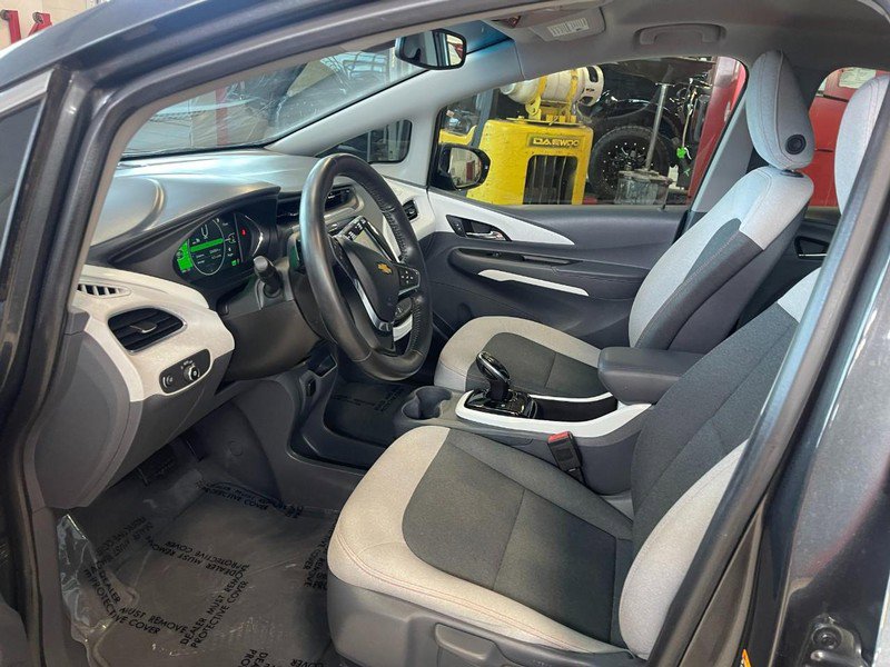 Used 2018 Chevrolet Bolt LT image 18