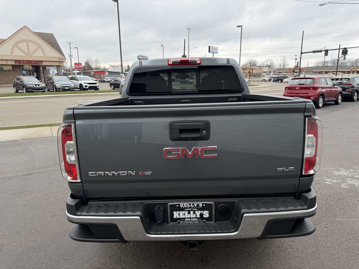 Used 2019 GMC Canyon SLE w/ Elevation Edition image 5