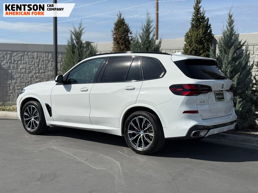 Used 2025 BMW X5 xDrive40i w/ M Sport Package image 5
