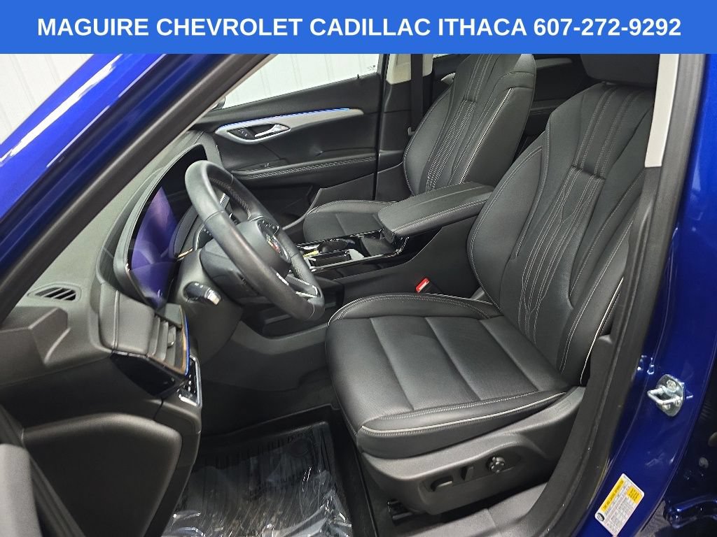Used 2024 Buick Envision Avenir AWD/4WD image 30