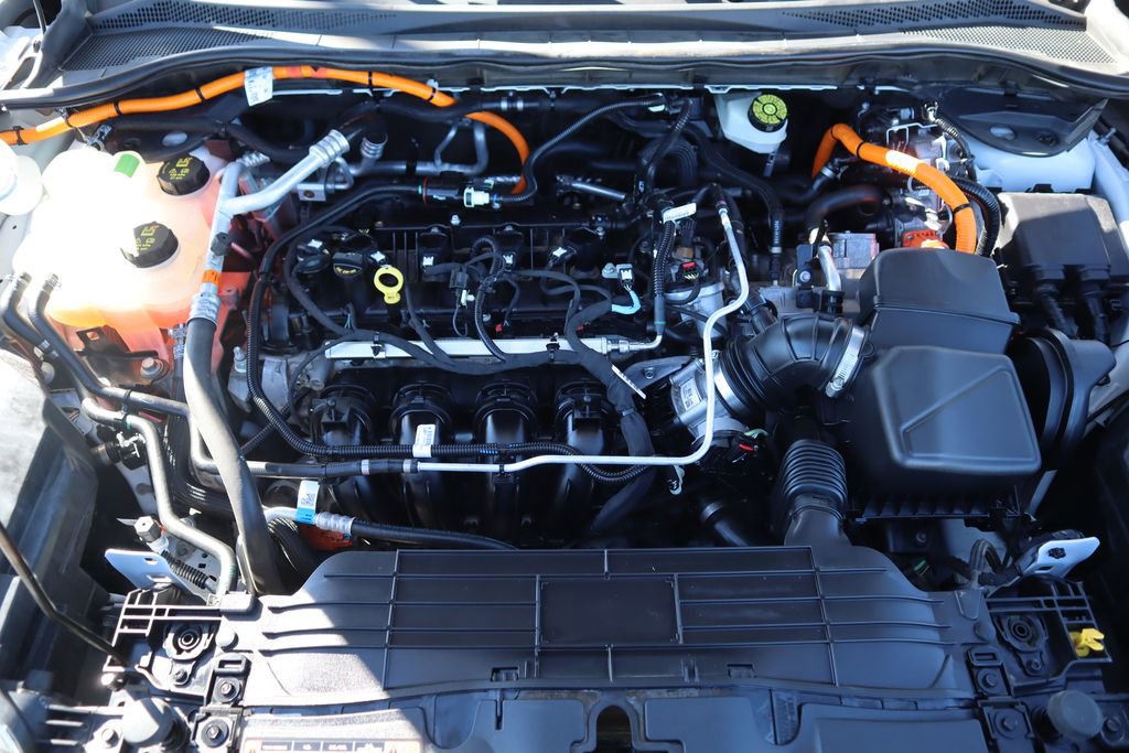 Used 2020 Ford Escape Titanium image 28