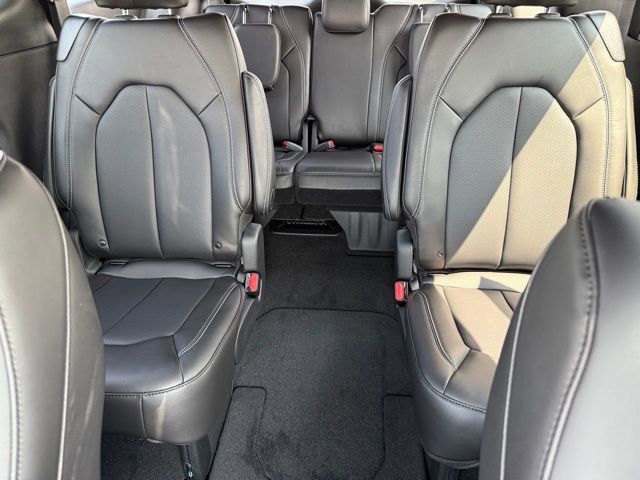 New 2026 Chrysler Pacifica Select image 26