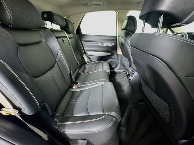 Used 2023 Genesis Electrified GV70 AWD/4WD image 29