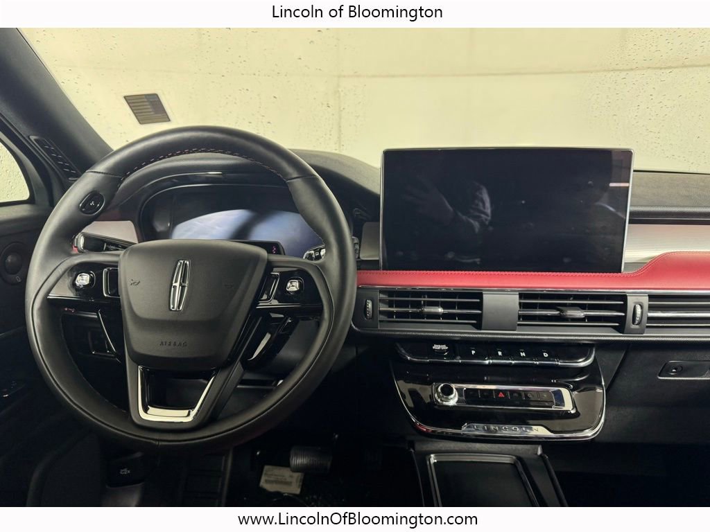 New 2025 Lincoln Corsair Reserve w/ Equipment Group 202A image 29